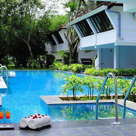 Nihara Resort&Spa Cochin Kochi Exteriör bild