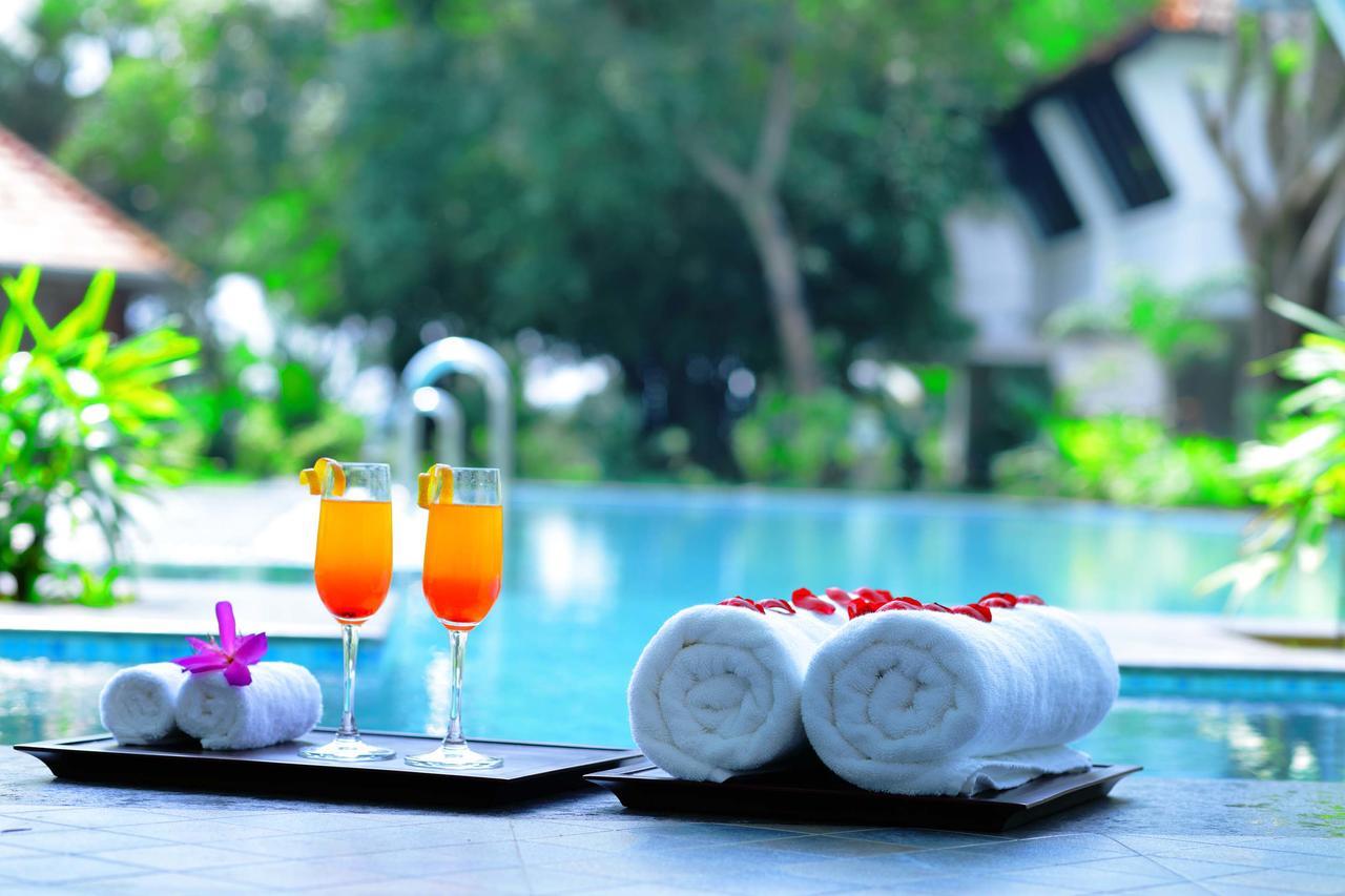 Nihara Resort&Spa Cochin Kochi Exteriör bild