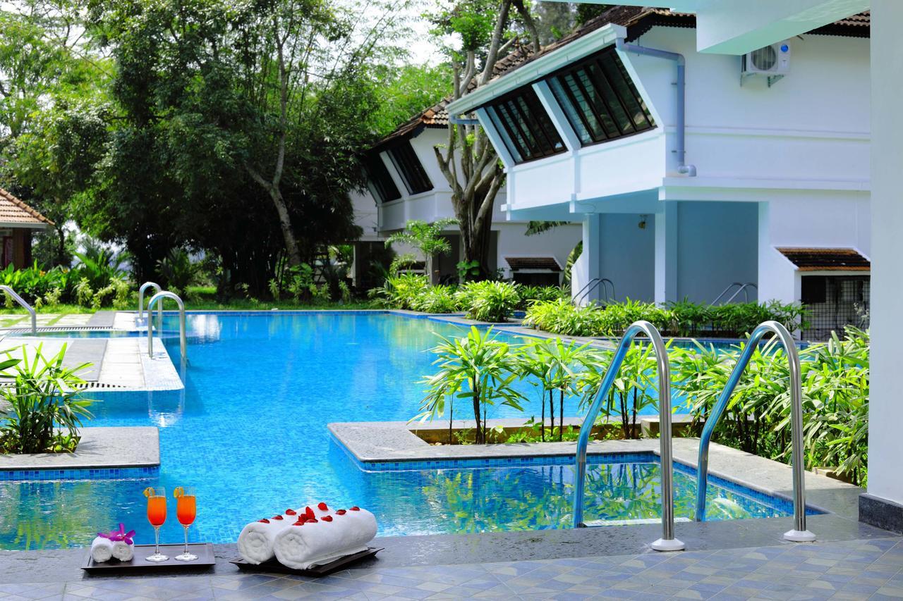Nihara Resort&Spa Cochin Kochi Exteriör bild