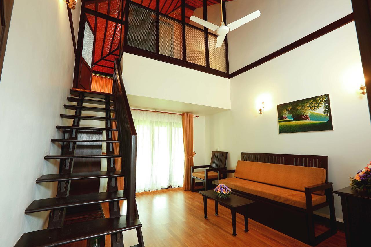 Nihara Resort&Spa Cochin Kochi Exteriör bild